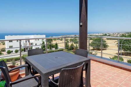 Joya Cyprus Mermaid Penthouse Apartment Agios Amvrosios  Kültér fotó