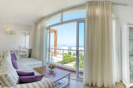 Joya Cyprus Mermaid Penthouse Apartment Agios Amvrosios  Kültér fotó