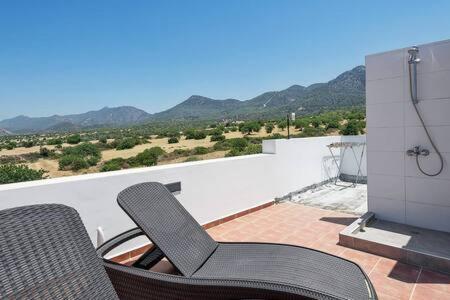 Joya Cyprus Mermaid Penthouse Apartment Agios Amvrosios  Kültér fotó